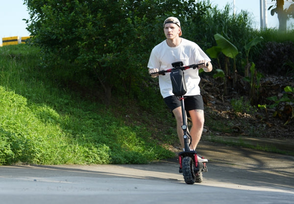 Trottinette électrique tout-terrain adulte